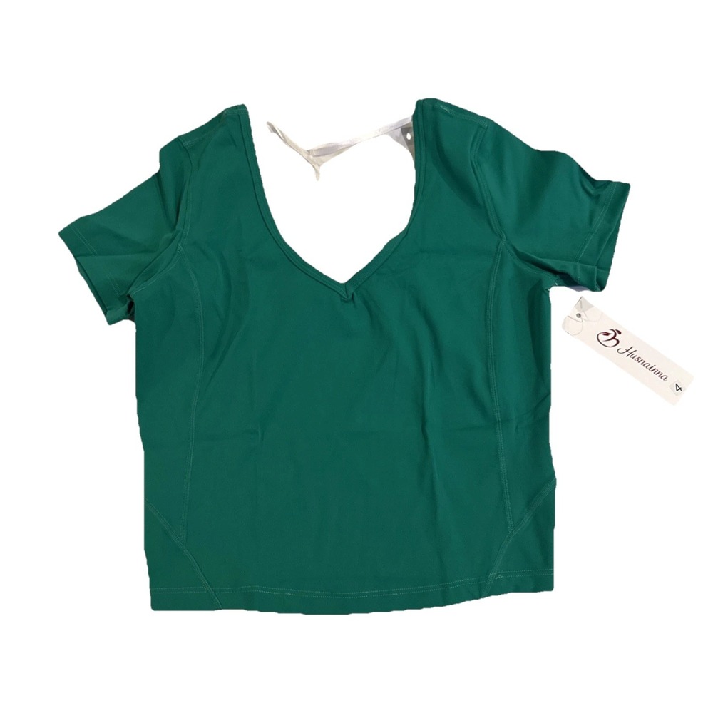 New With Tags Women's Green blouse size 4 Husnainna